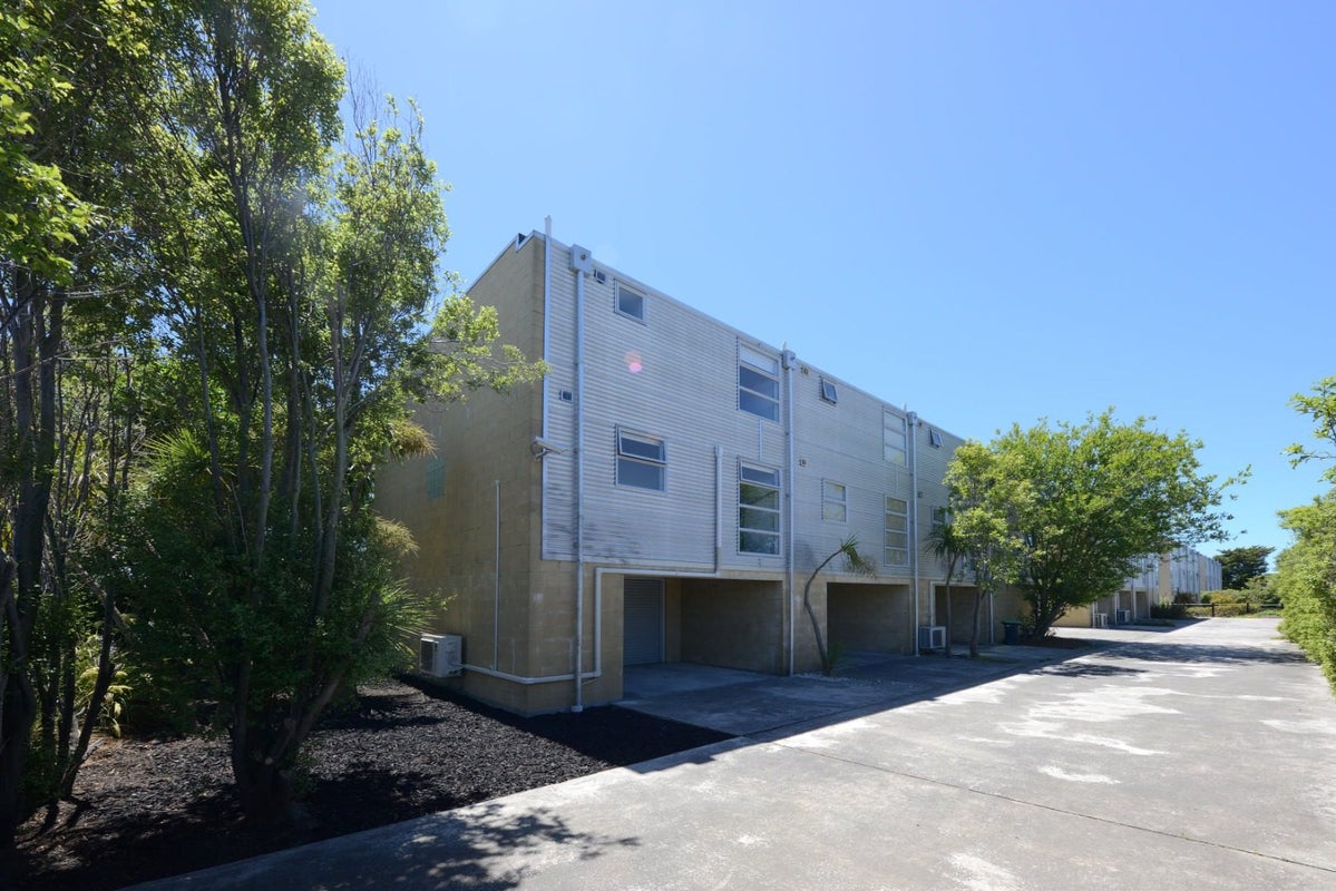 130 Purchas Street, Edgeware, Christchurch - Carousel 2