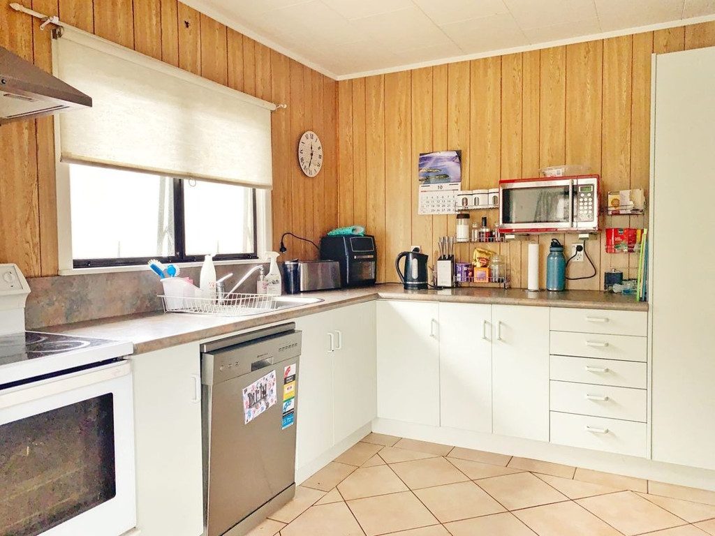 78 Forrest Hill Road, Forrest Hill, Auckland - Carousel 2