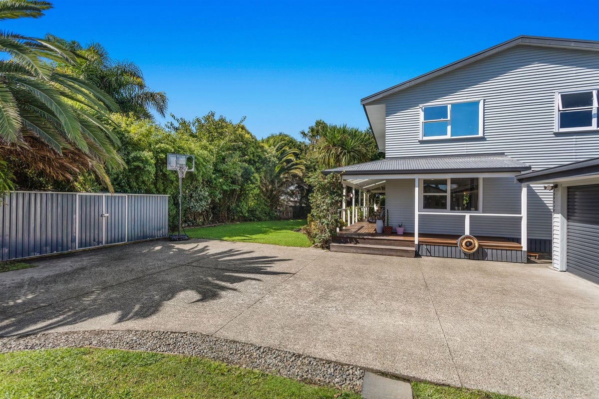 2/27 Douglas Street, Whakatane, Whakatane - Carousel 25