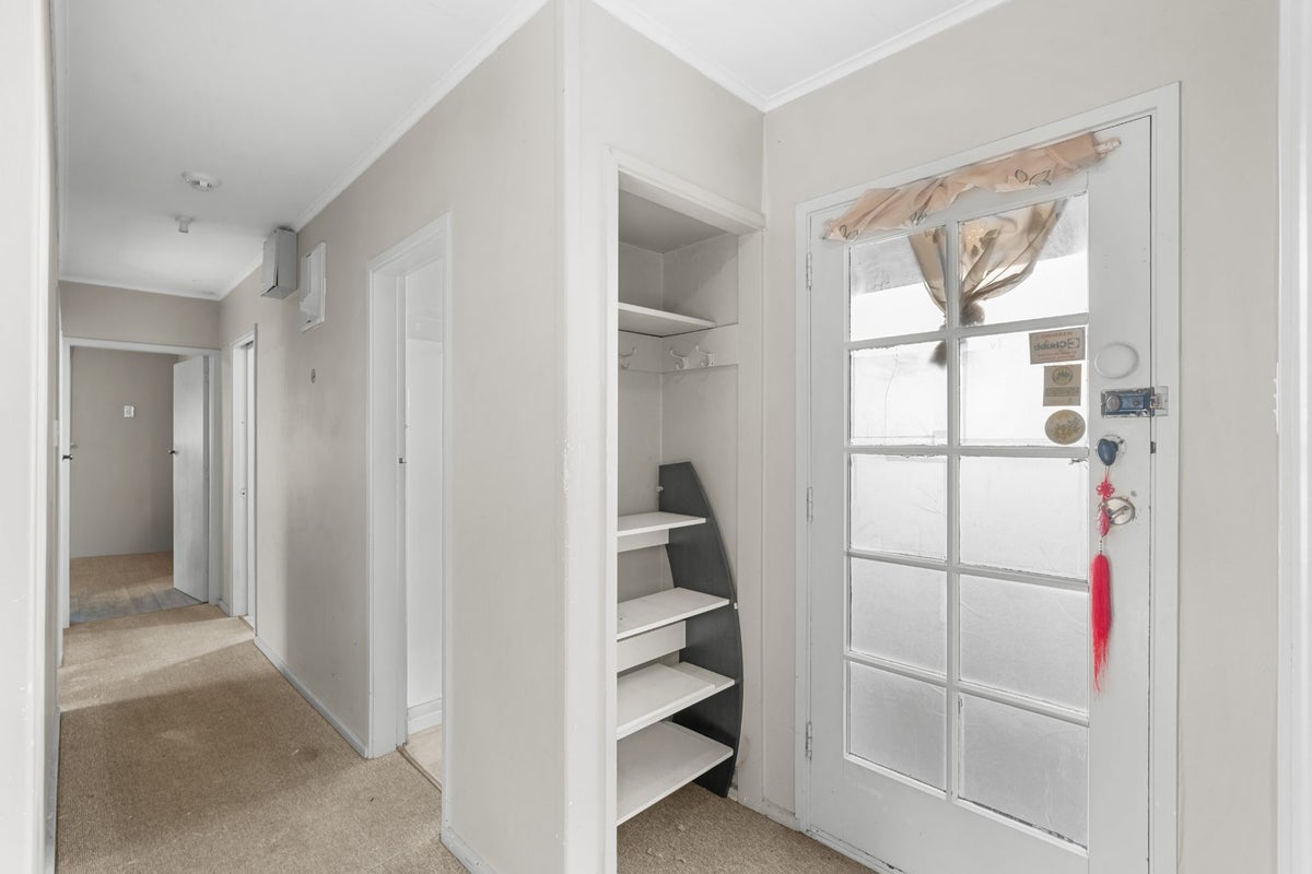 8 Ballantyne Avenue, Upper Riccarton, Christchurch - Carousel 2