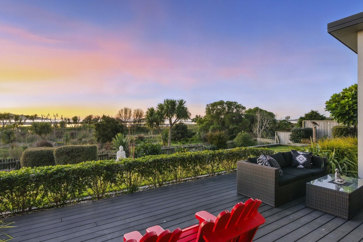 22 Taranui Way, Paraparaumu Beach, Paraparaumu - Carousel 50