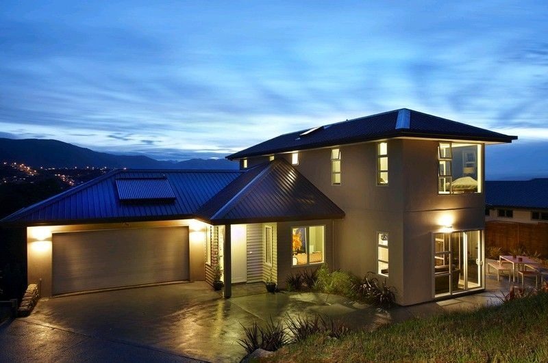 14 Heemskerck Place, Britannia Heights, Nelson - Carousel 1
