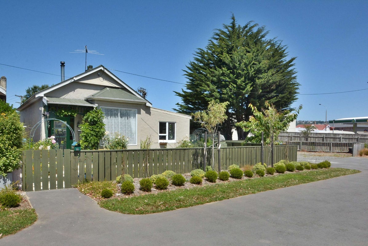 18 Portobello Road, Musselburgh, Dunedin - Carousel 2