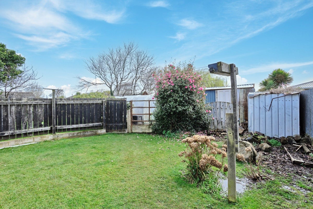 16 Dome Street, Georgetown, Invercargill - Carousel 31