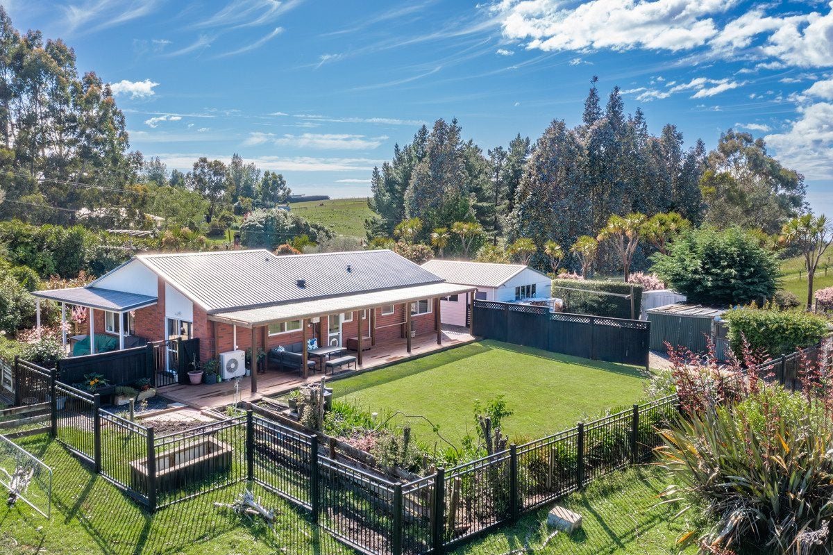 47 Big Stone Road, Brighton, Dunedin - Carousel 2