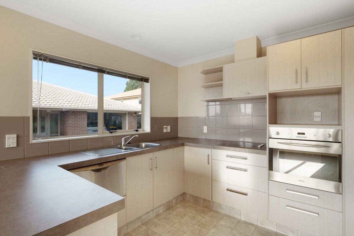 5 Verona Way, Judea, Tauranga - Carousel 2