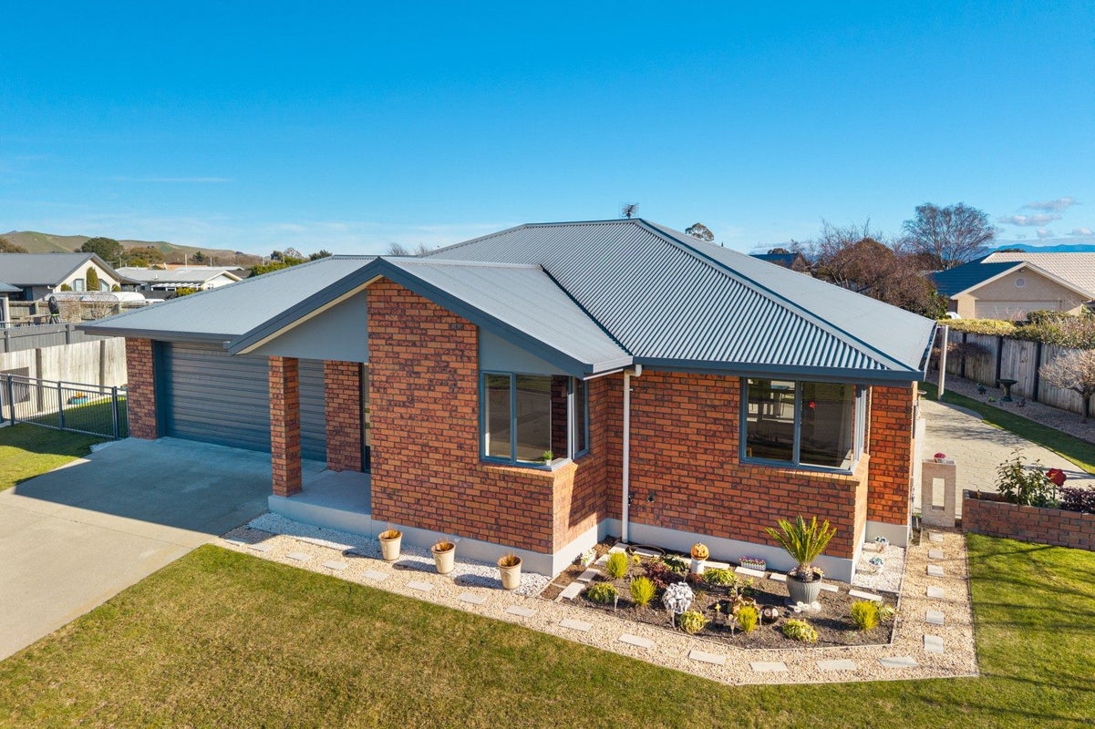16 Hope Drive, Witherlea, Blenheim, Marlborough - Carousel 2