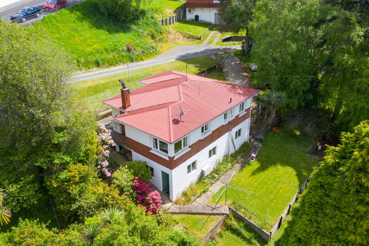 51 Glen Road, Mornington, Dunedin - Carousel 1