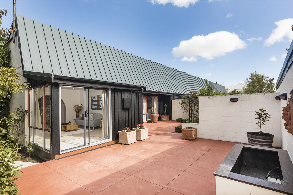 5/214 Springfield Road, St Albans, Christchurch - Carousel 1