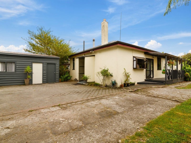 7 Salisbury Road, Fairy Springs, Rotorua - Carousel 1