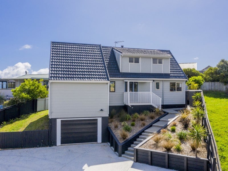 117 Queens Road, Waikanae Beach, Waikanae - Carousel 22