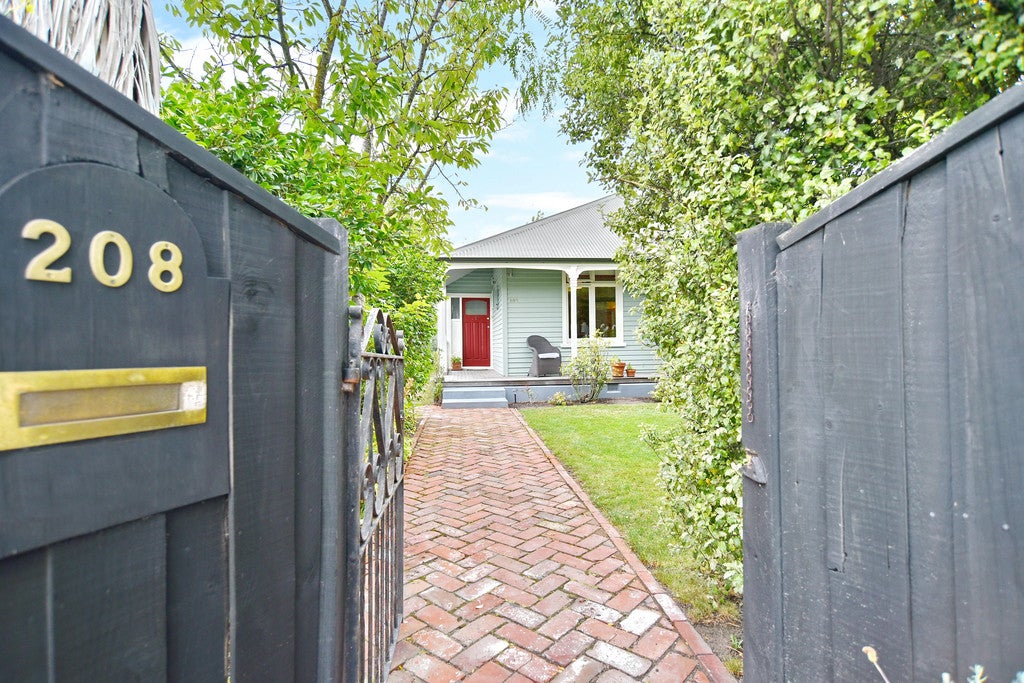 208 Westminster Street, Mairehau, Christchurch - Carousel 1
