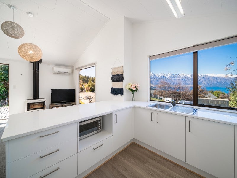 138 Fernhill Road, Fernhill, Queenstown - Carousel 2