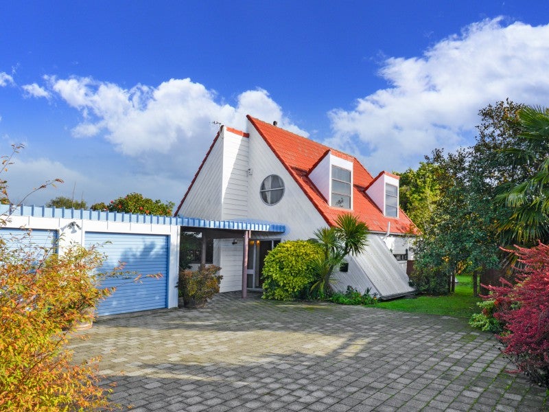 406A Windsor Avenue, Parkvale, Hastings - Carousel 1