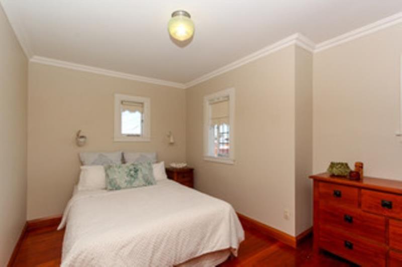 28 Baring Terrace, Strandon, New Plymouth - Carousel 9