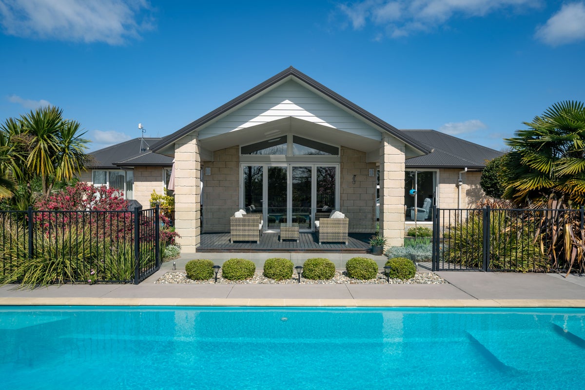 23D Broadmeadows Road, Cambridge - Carousel 1