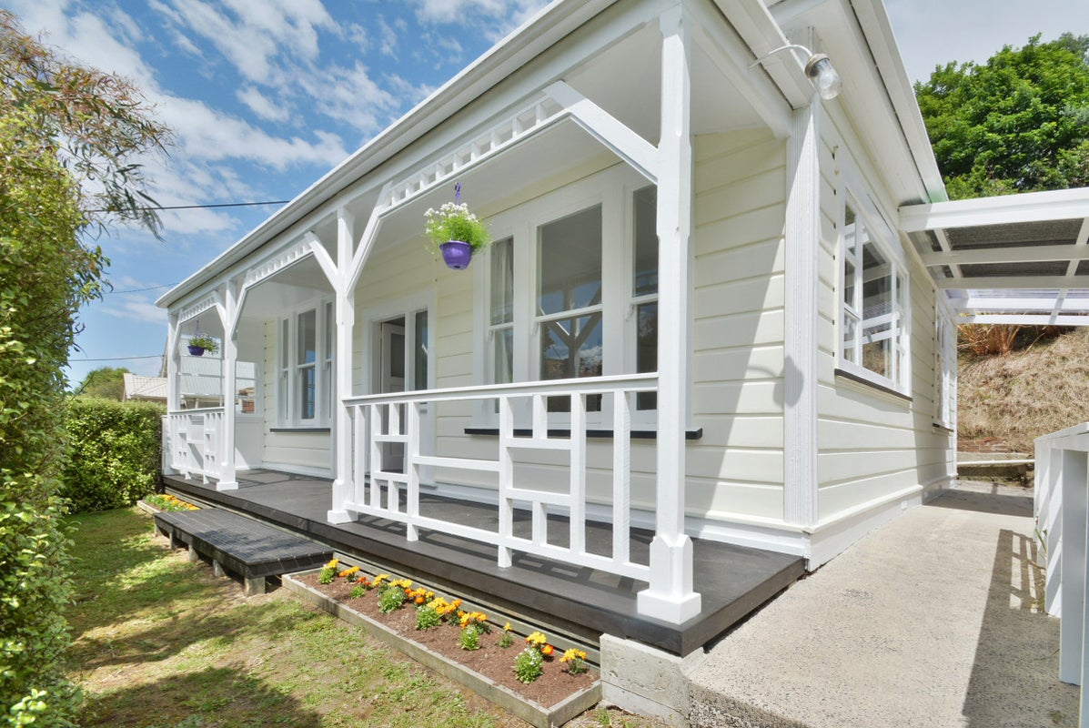 78 Glen Road, The Glen, Dunedin - Carousel 1