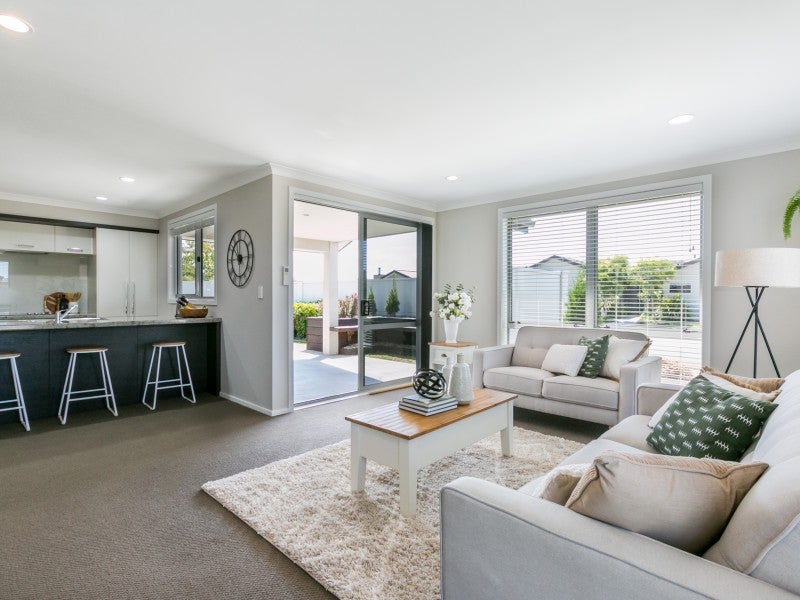 15 Kapiti Drive, Poraiti, Napier - Carousel 2