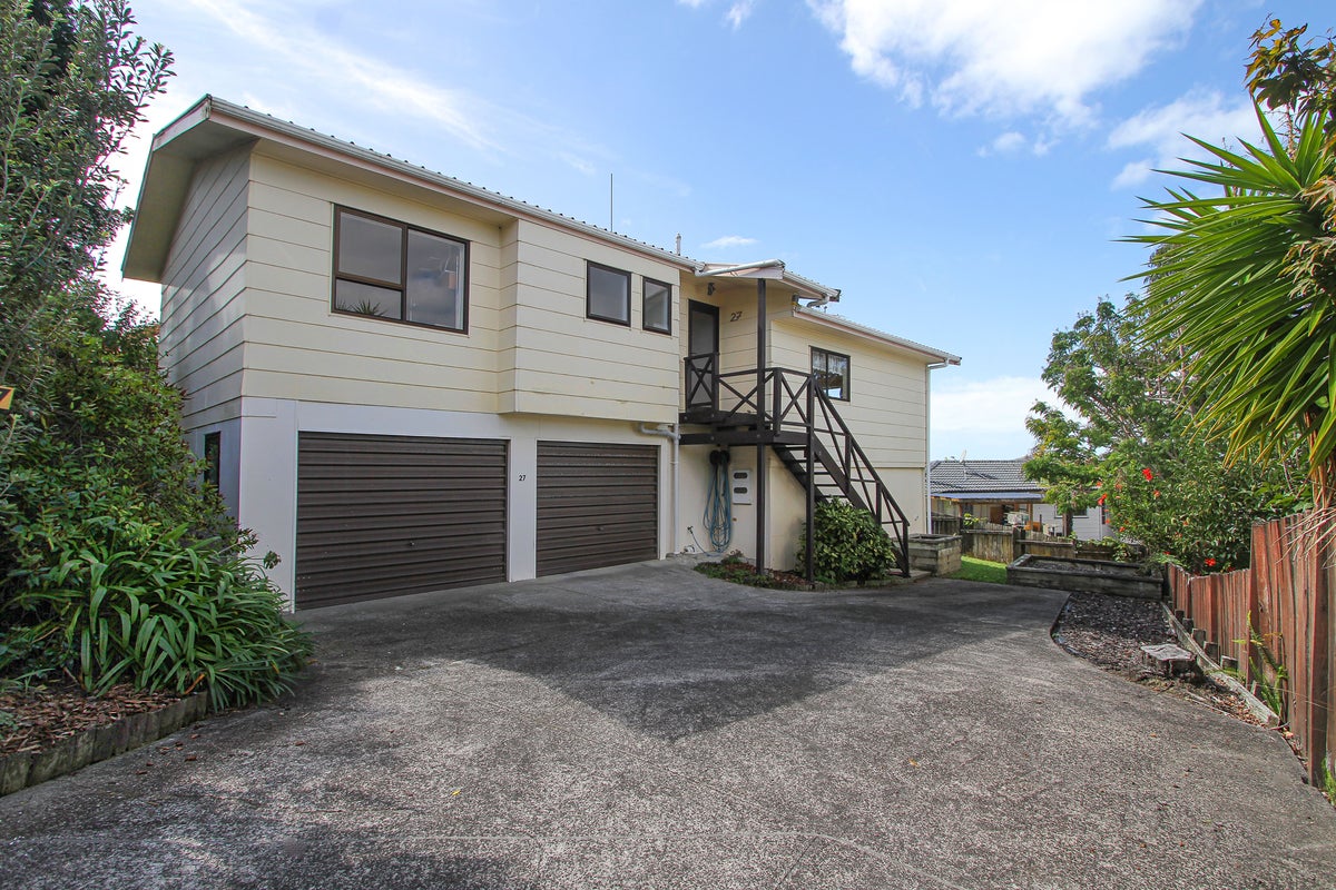 3/29 Topliss Drive, Northcross, Auckland - Carousel 1