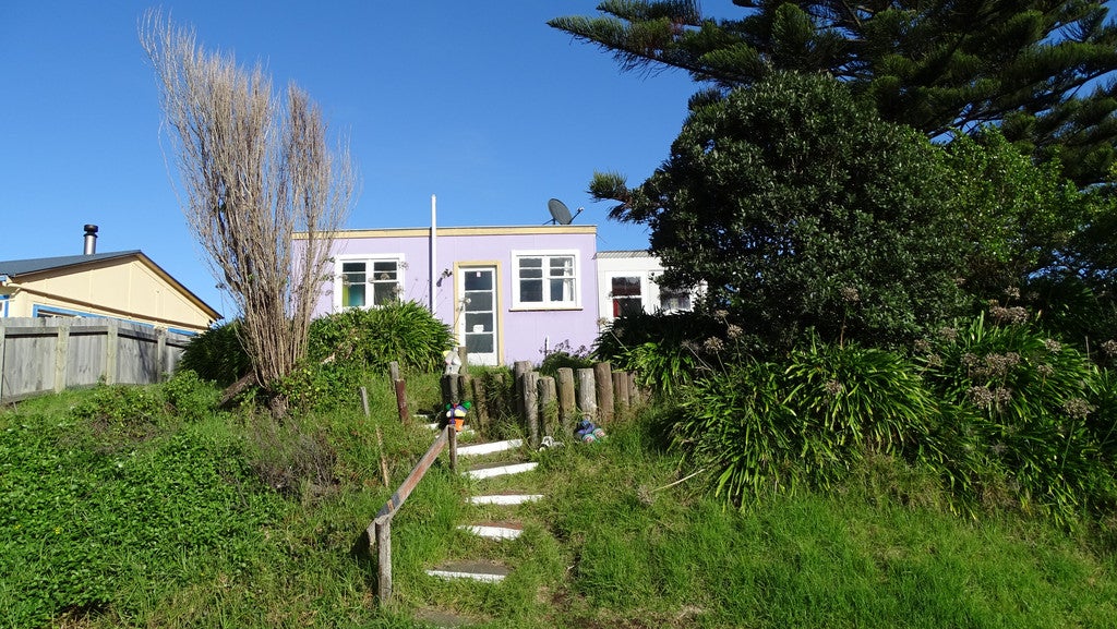 611 Waitarere Beach Road, Waitarere Beach, Levin - Carousel 1