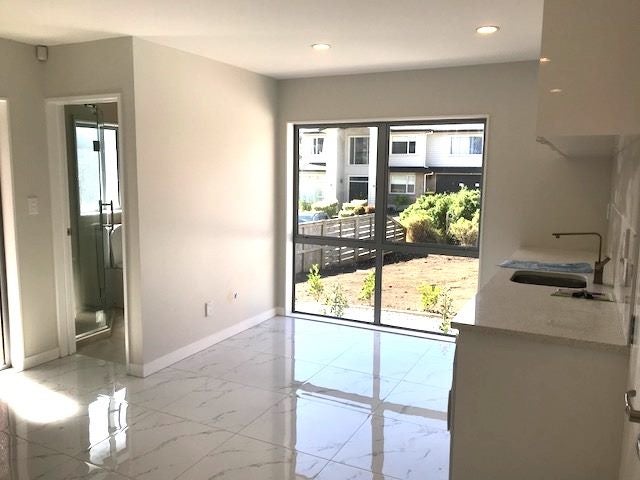 53 Cheriton Road, Mellons Bay, Auckland - Carousel 1
