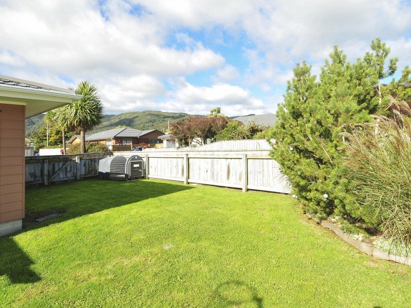 132A Stokes Valley Road, Stokes Valley, Lower Hutt - Carousel 17