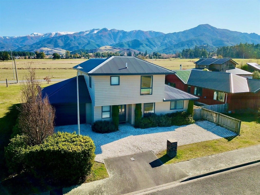 7 Tarndale Place, Hanmer Springs, Hanmer Springs - Carousel 2