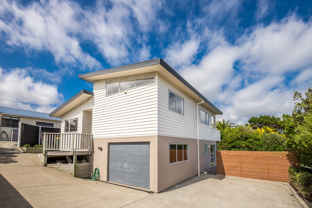 55 Herewini Street, Titahi Bay, Porirua - Carousel 2