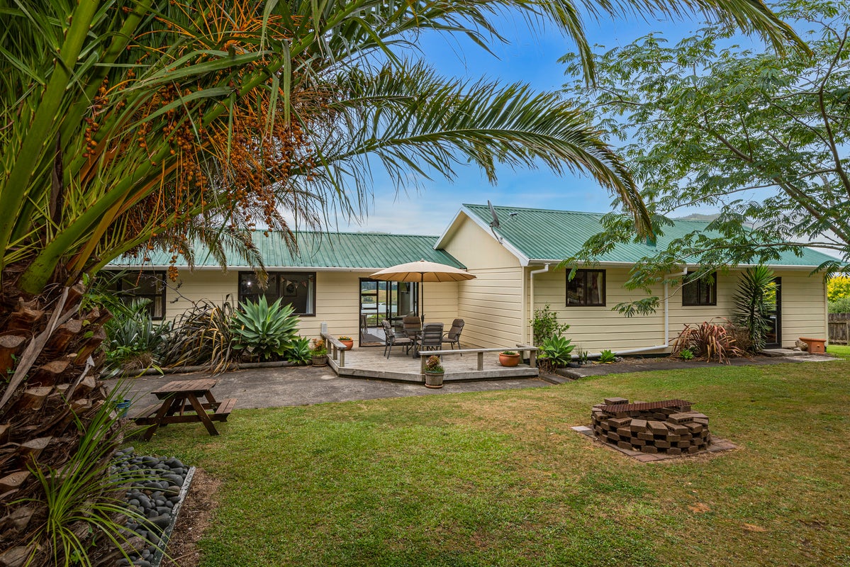 158 Petley Road, Paparoa - Carousel 1