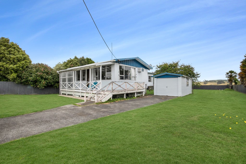 1046 Paerata Road, Paerata, Pukekohe - Carousel 1