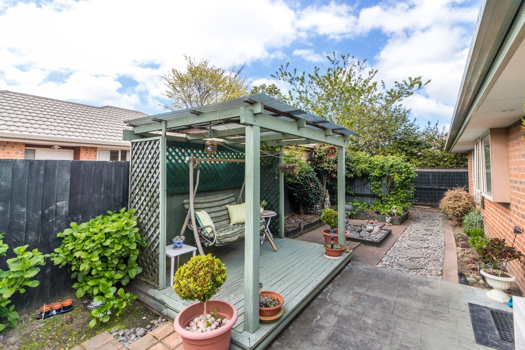 1/6 Innisfree Place, Northwood, Christchurch - Carousel 12