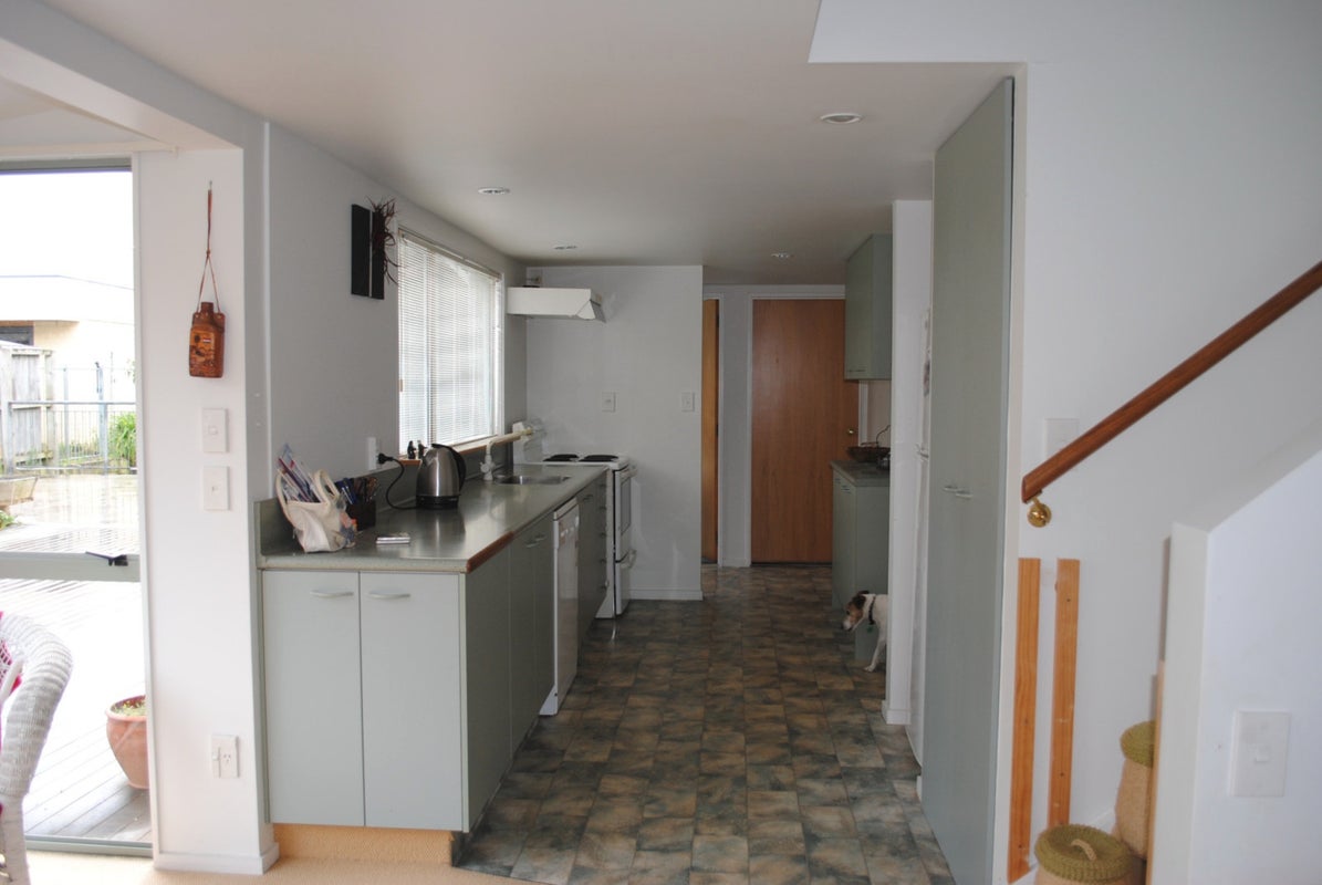 2/68A Arnold Street, Sumner, Christchurch - Carousel 11