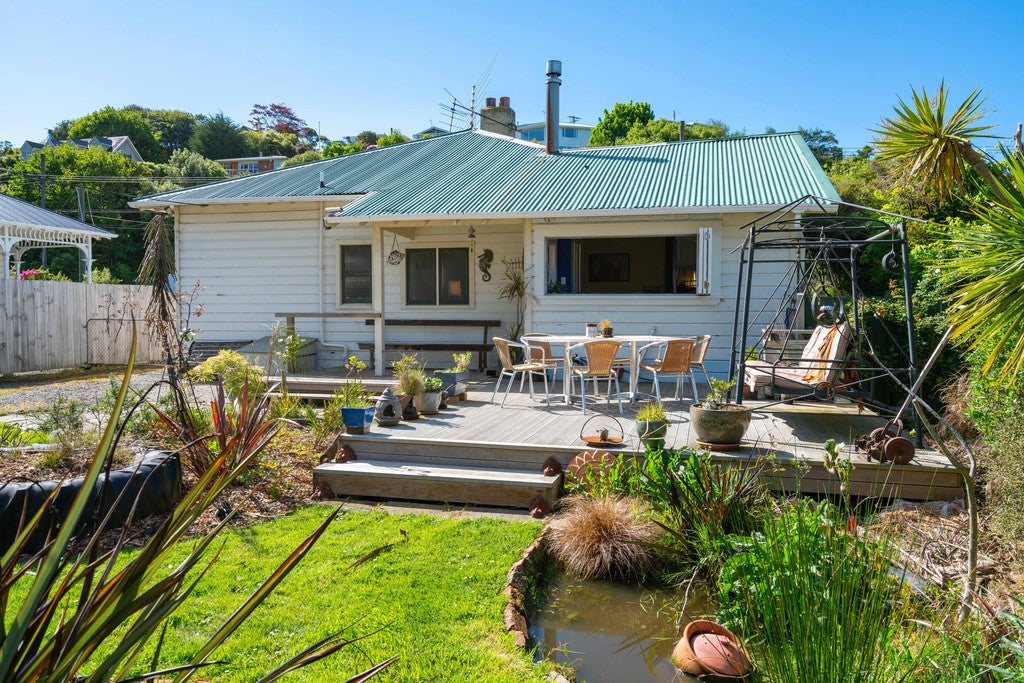 39 Somerville Street, Andersons Bay, Dunedin - Carousel 1