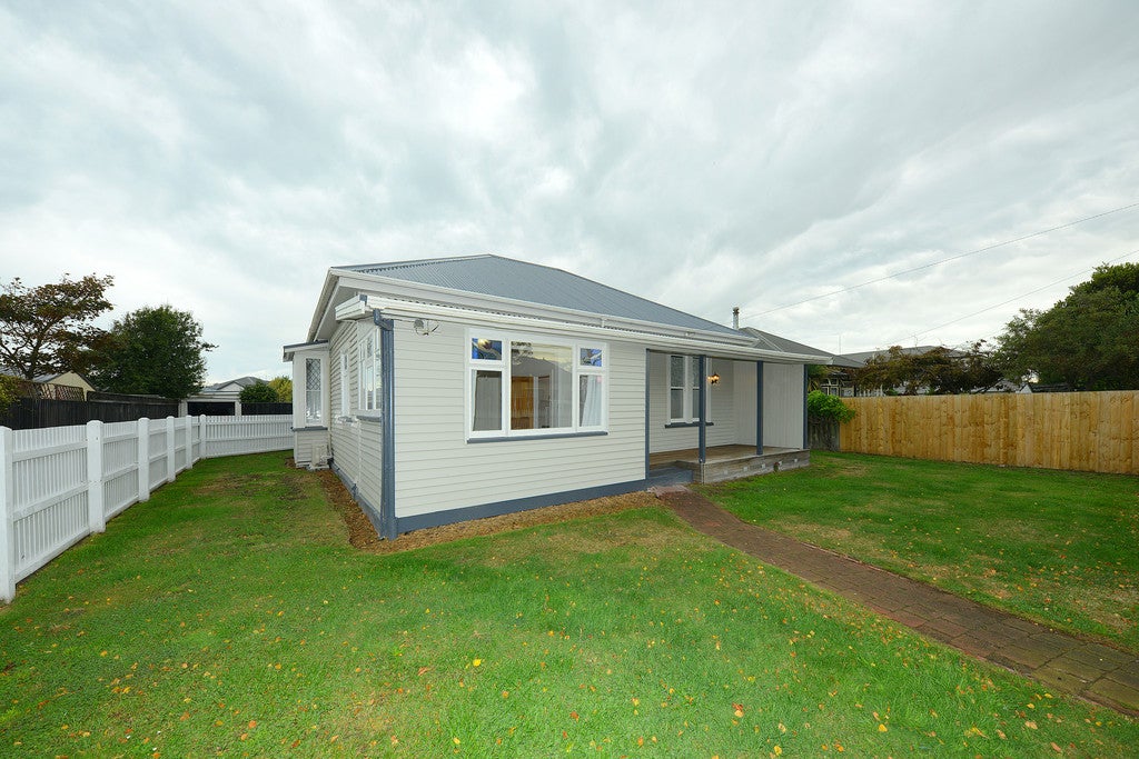 1/87 Lonsdale Street, New Brighton, Christchurch - Carousel 1