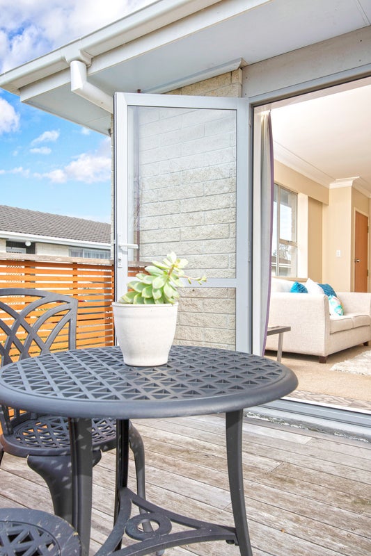 4/58 Wellington Street, Howick, Auckland - Carousel 23