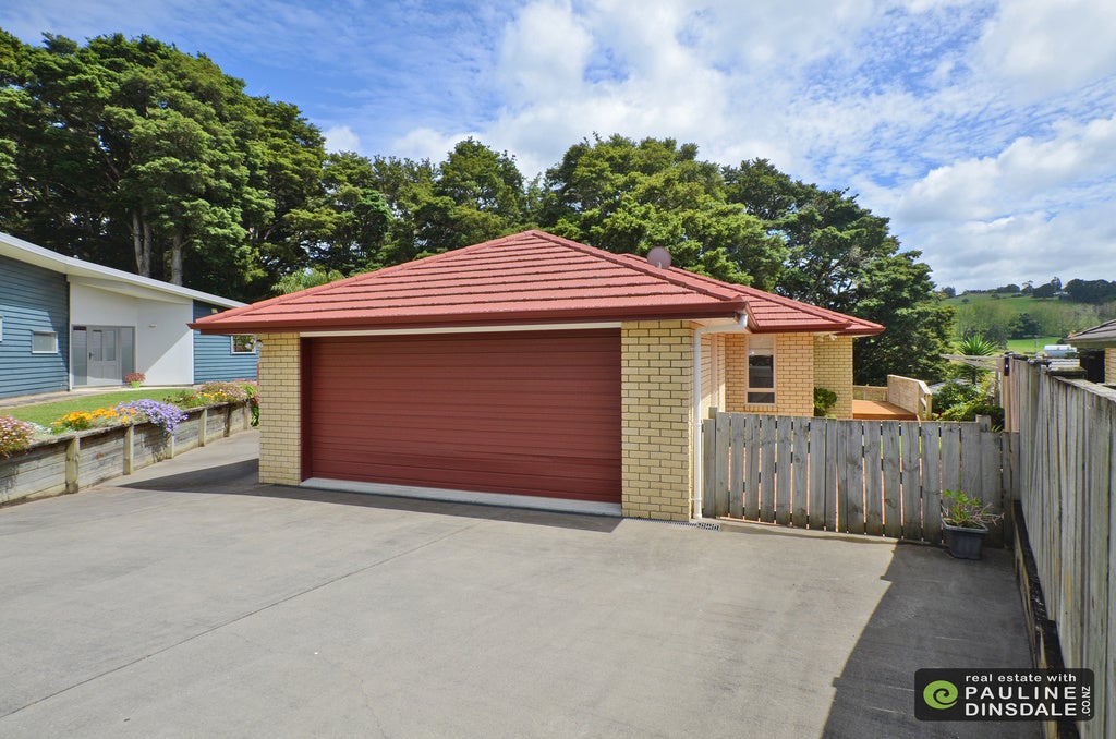 6 Scotia Place, Kamo, Whangarei - Carousel 26
