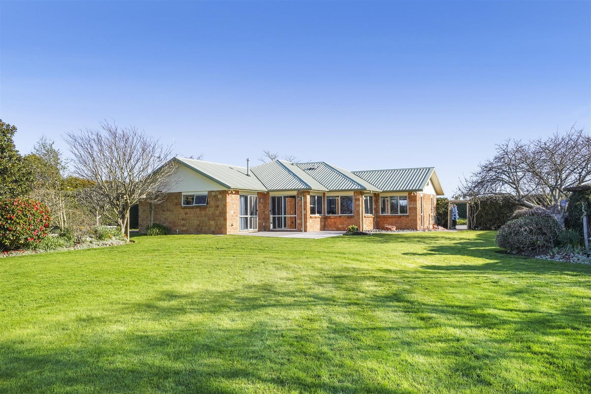 238 Eureka Road, Eureka - Carousel 1