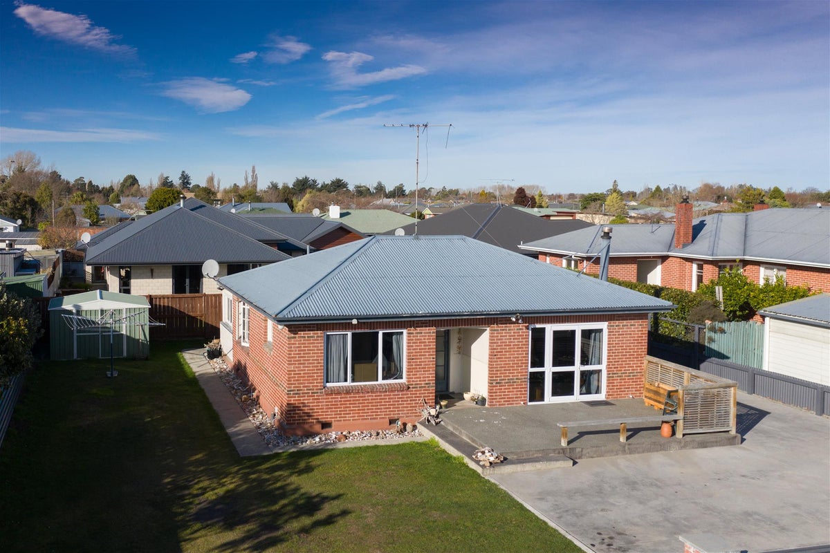 26 Bridge Street, Netherby, Ashburton - Carousel 17