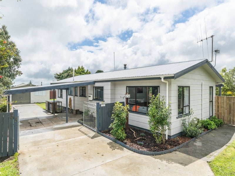 33 Kowhai Street, Tokomaru, Palmerston North - Carousel 1