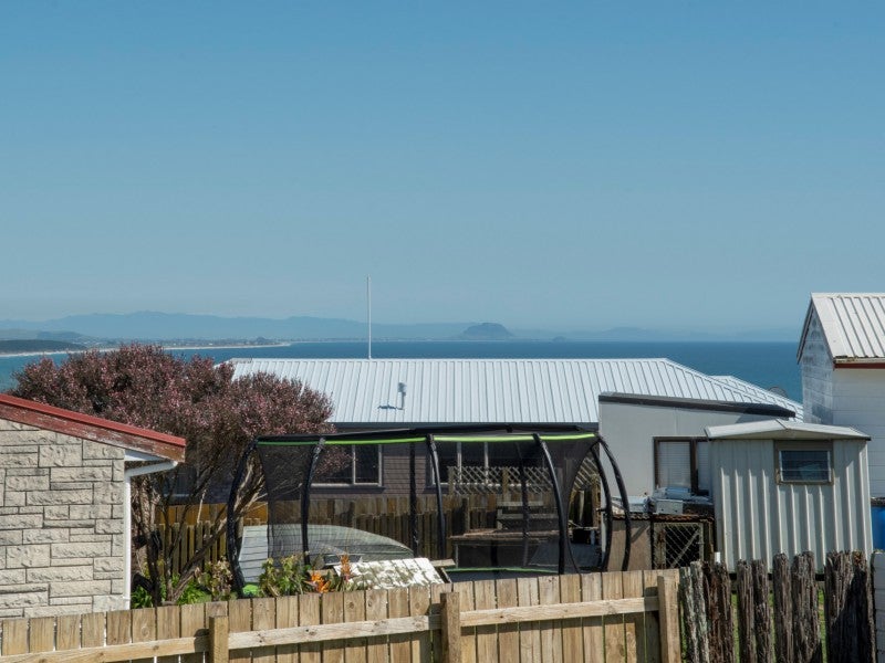 64 Arawa Avenue, Maketu, Te Puke - Carousel 17