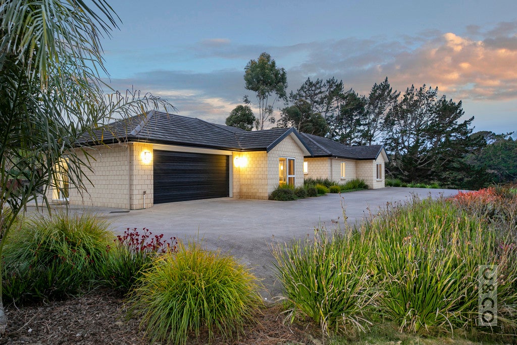 31 Mudgeways Road, Massey, Auckland - Carousel 2