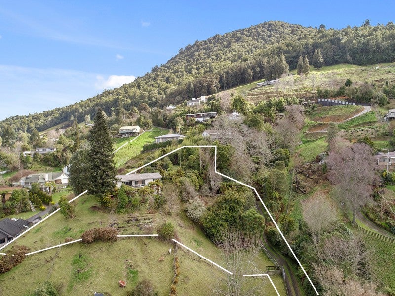 61A Thomas Crescent, Western Heights, Rotorua - Carousel 1