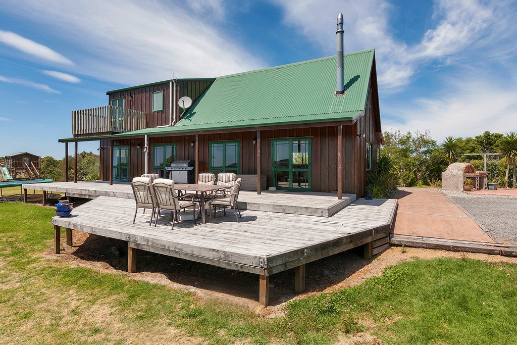 348 Owhiwa Road, Onerahi - Carousel 2