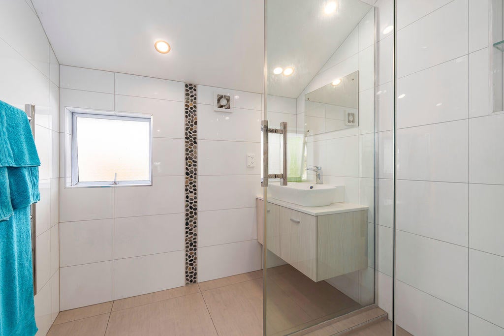 17 Gala Place, Henderson, Auckland - Carousel 14