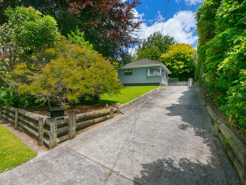 34 Lorna Street, Lynmouth, New Plymouth - Carousel 1