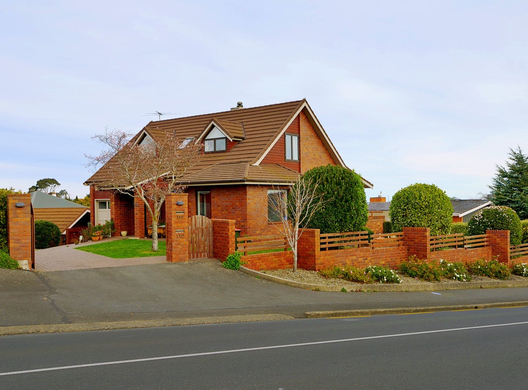 110 Larnach Road, Vauxhall, Dunedin - Carousel 1