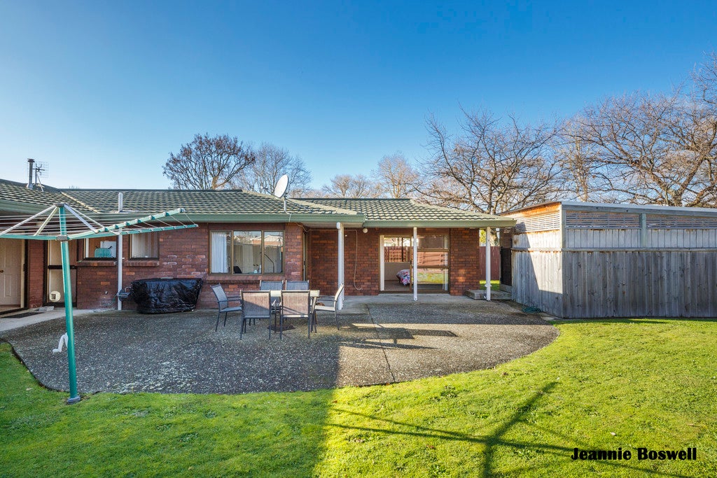 37 Chippendale Crescent, Highbury, Palmerston North - Carousel 2