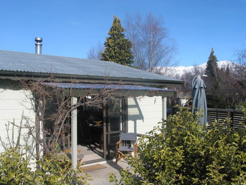 25 Adamson Drive, Arrowtown, Arrowtown - Carousel 1
