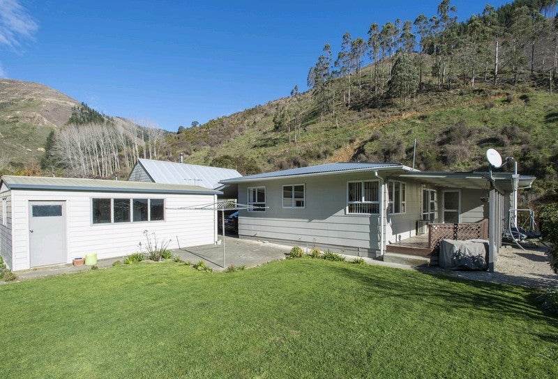 209 Brook Street, The Brook, Nelson - Carousel 2