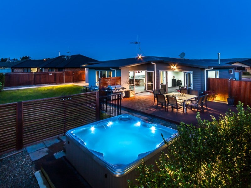 31 Geneva Terrace, Kelvin Grove, Palmerston North - Carousel 1
